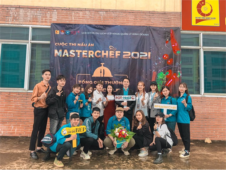 Chi đoàn lớp ĐH Du lịch 2 K15 đạt giải nhất trong cuộc thi nấu ăn Masterchef 2021